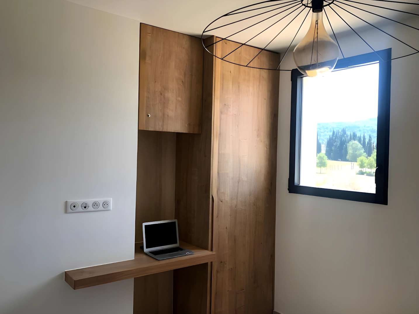 Bedrooms 3